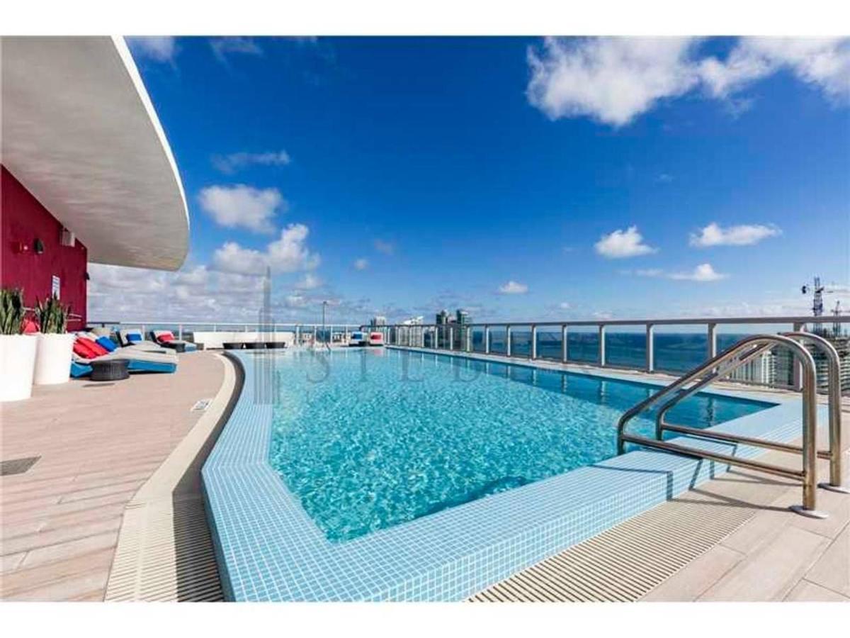 Hallandale Sky Water View Hallandale Beach Dış mekan fotoğraf