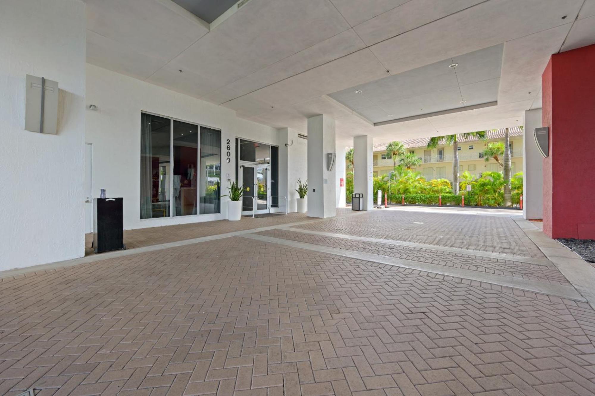 Hallandale Sky Water View Hallandale Beach Dış mekan fotoğraf